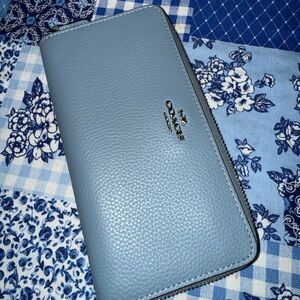 Coach Light Blue Pebbled Leather Zip Wallet with Silver Logo